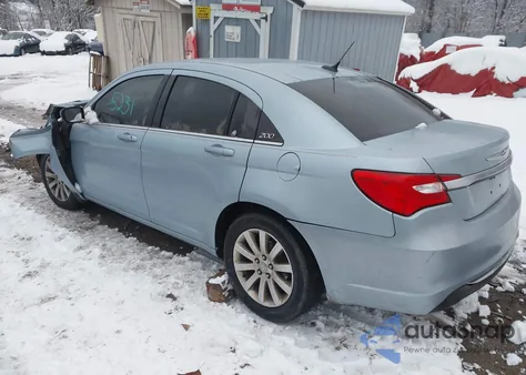 2013 Chrysler 200 Touring из США, поврежденный, VIN 1C3CCBBB3DN539286